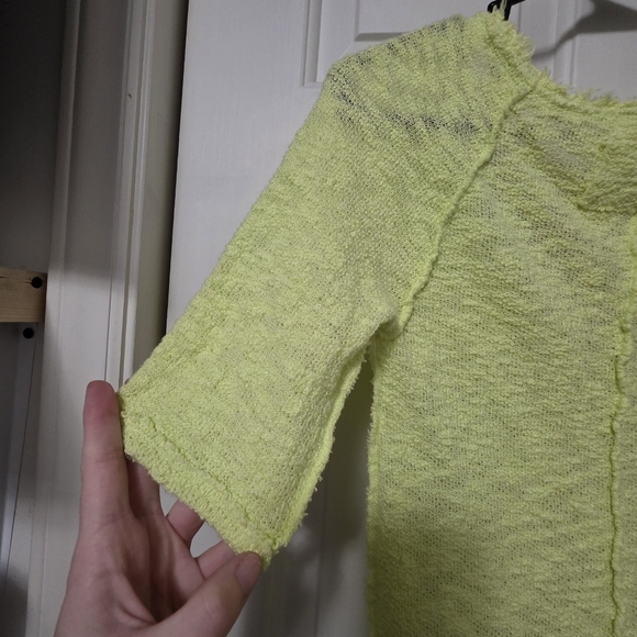 We The Free Early Bloomer Lime Shirt Size Small - Picture 6 of 9